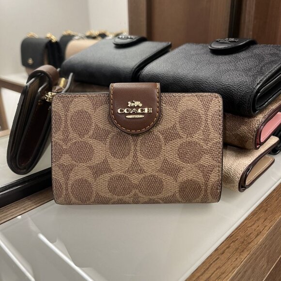 COACH Medium Corner Zip Wallet In Signature Canvas CW786 IMXHE - Picture 2 of 6